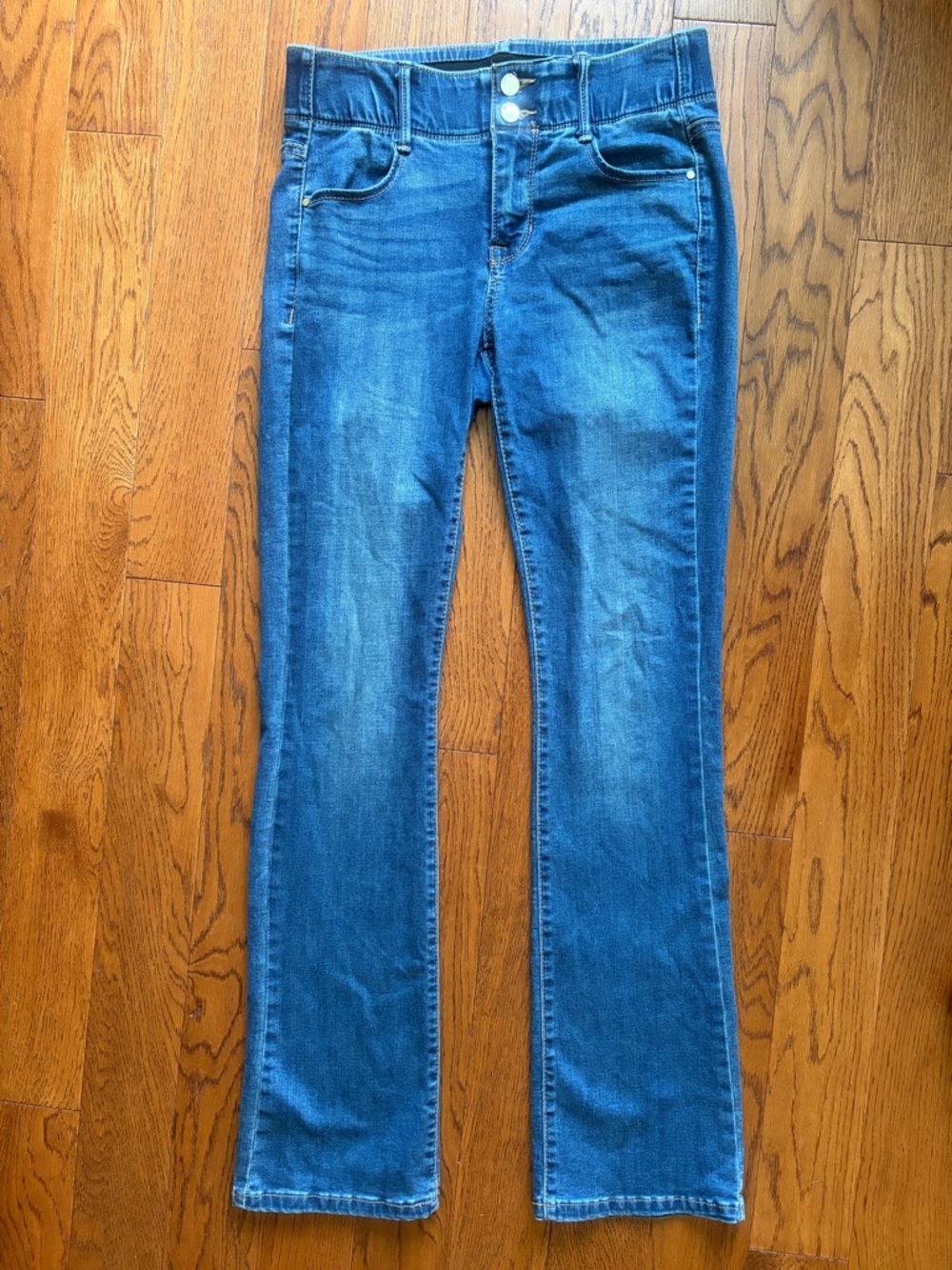 [Apt. 9] Women’s Size 4 Bootcut Mid Rise Tummy Control Jeans